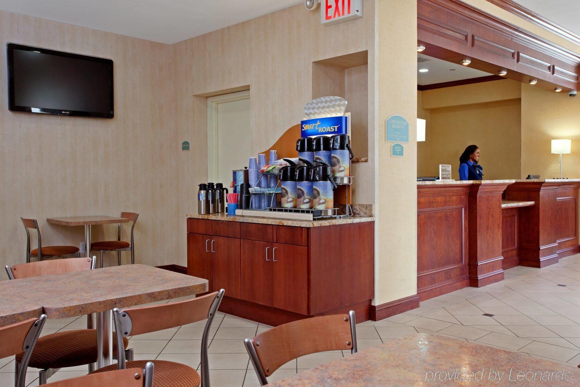 Holiday Inn Express Laguardia Airport, An Ihg Hotel New York Restaurant foto